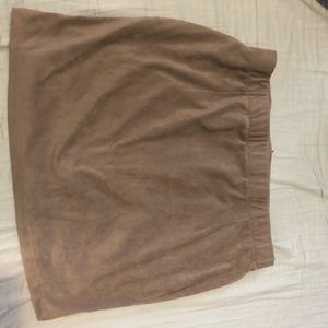Medium suede brown skirt